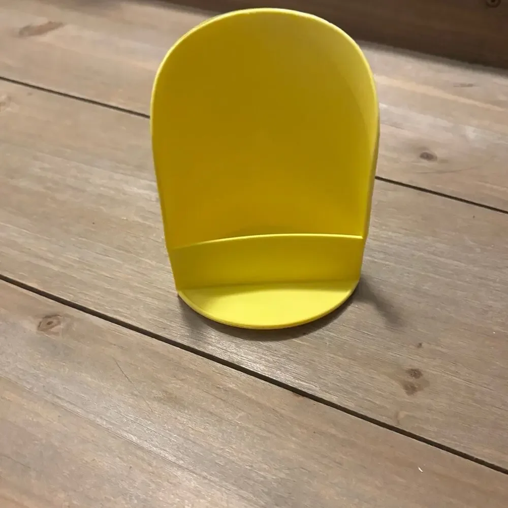 Vintage Daffodil Yellow Tupperware Rocker Scoop 4”